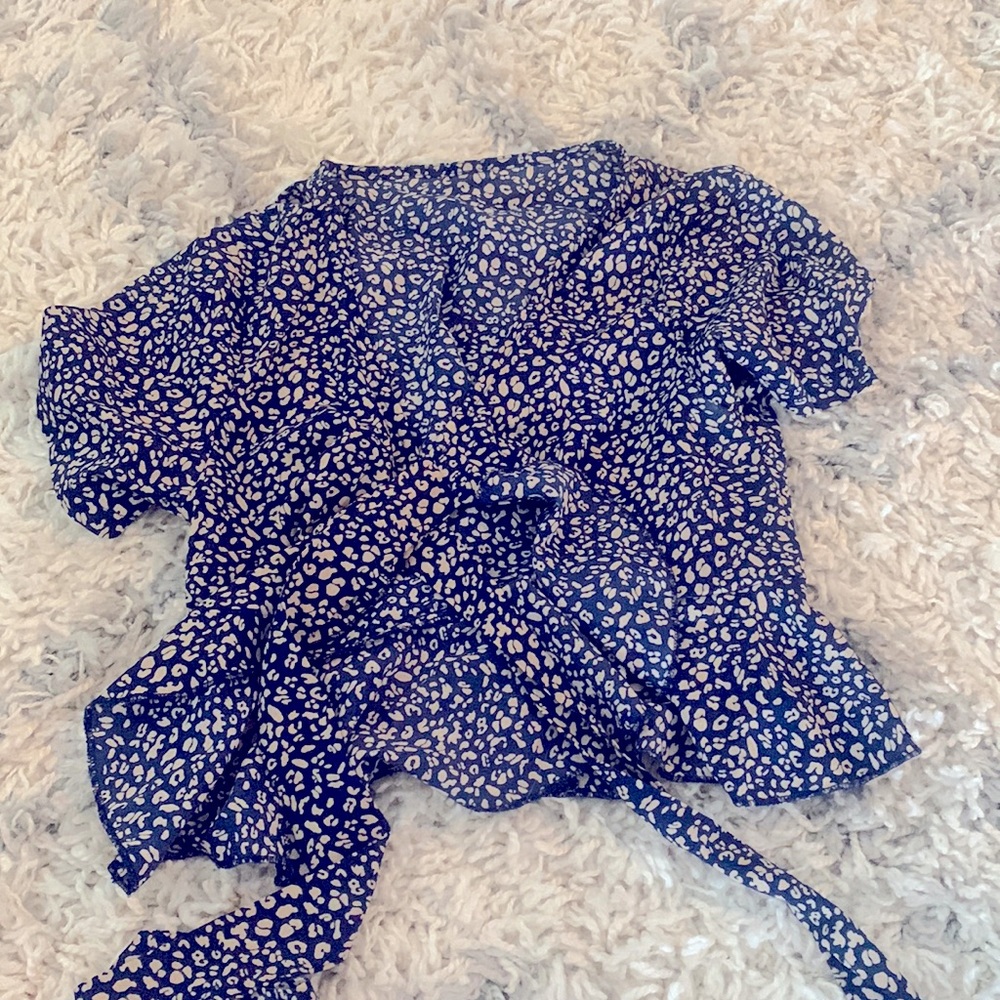 Navy blue crop